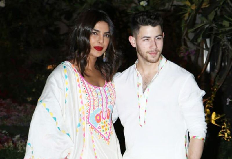 Priyanka Chopra Jonas & Nick Jonas (2018)