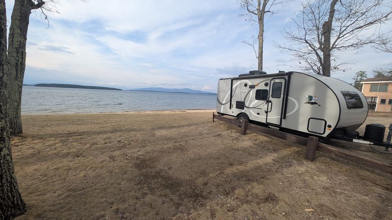 RV Camping with Full Hook-Ups and Lake Views RV Camping with Full Hook-Ups and Lake Views