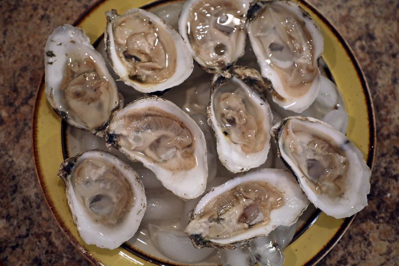 Raw Oysters Raw Oysters