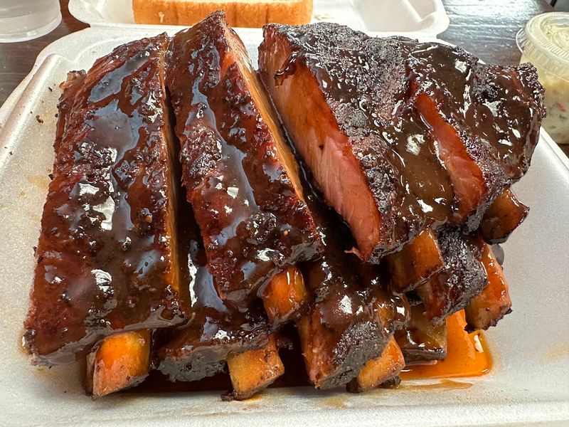 Ribs That Have Earned Their Reputation Ribs That Have Earned Their Reputation