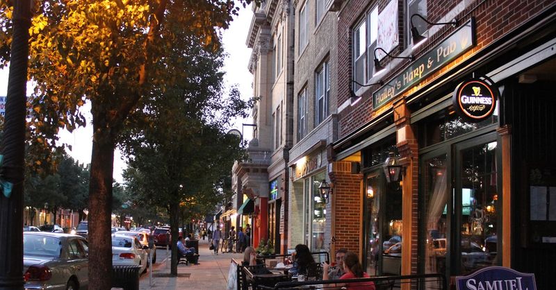 Right in the Heart of Metuchen Right in the Heart of Metuchen