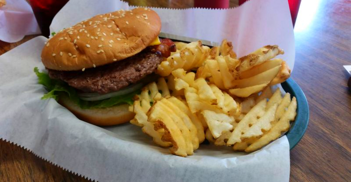Road-Trippers Keep Stopping at This Nebraska Café for Famous Fried Chicken, Buttered Burgers, and Marshmallow Malts