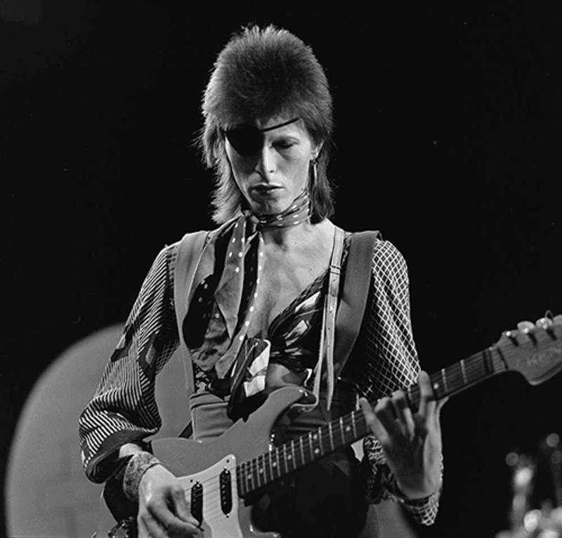Rock and Roll Suicide (David Bowie, The Rise and Fall of Ziggy Stardust and the Spiders from Mars, 1972) Rock and Roll Suicide (David Bowie, The Rise and Fall of Ziggy Stardust and the Spiders from Mars, 1972)