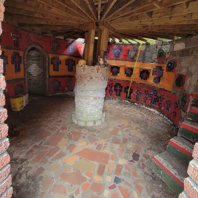 Rooms And Corridors That Reward Slow Exploration