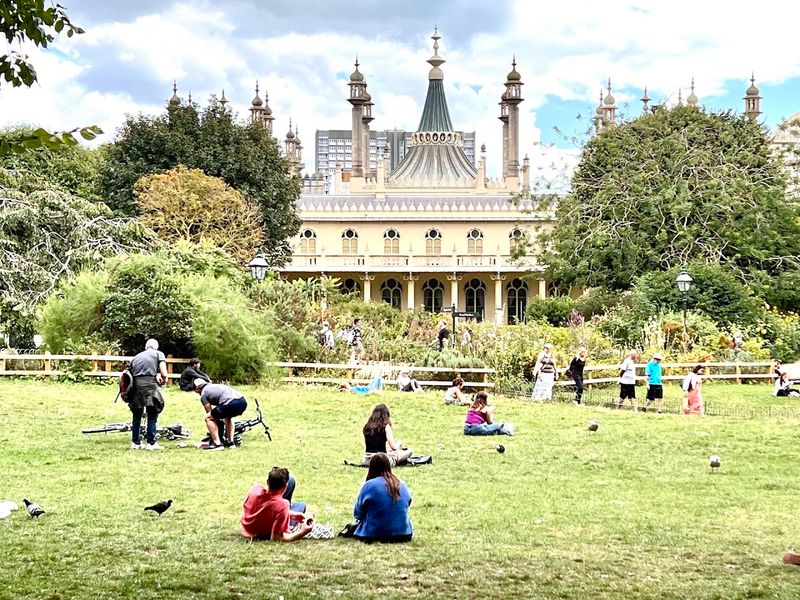Royal Pavilion Gardens, Brighton, East Sussex, England