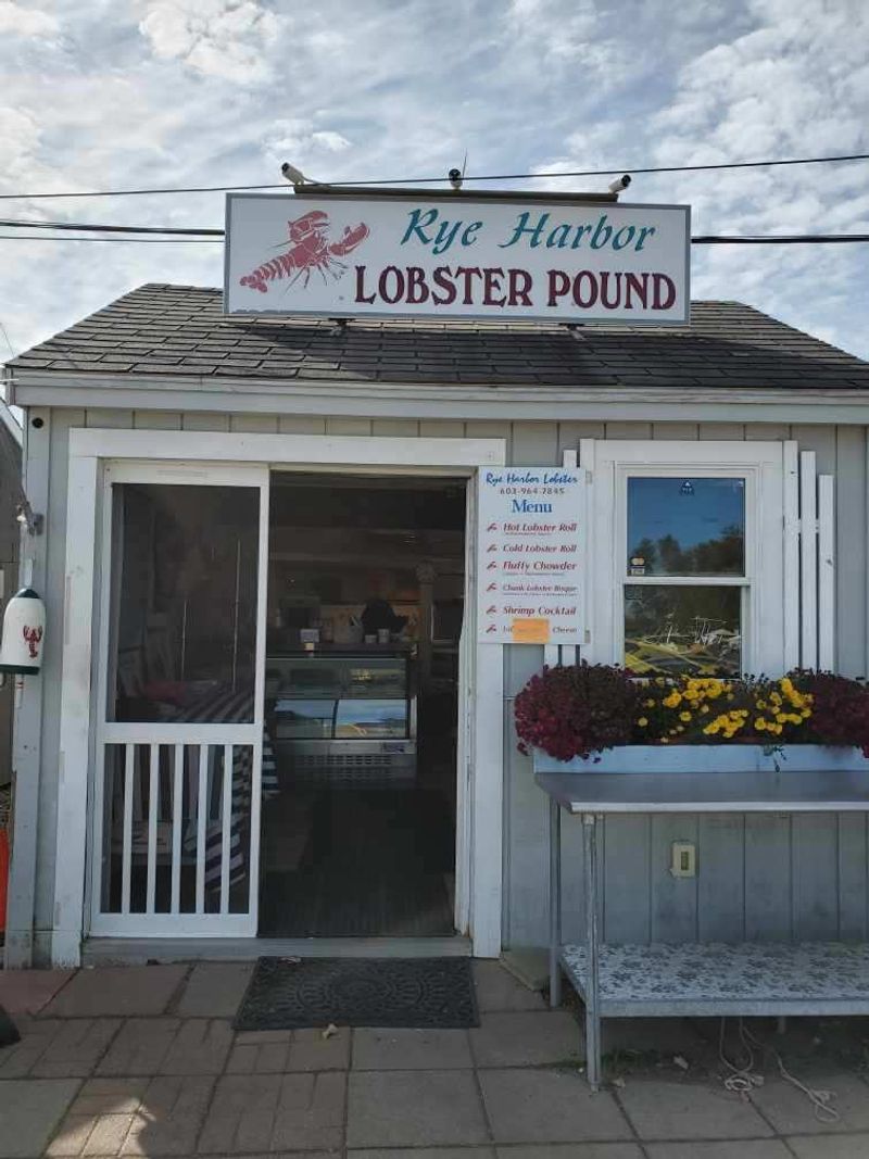 Rye Harbor Lobster Pound, Rye, New Hampshire