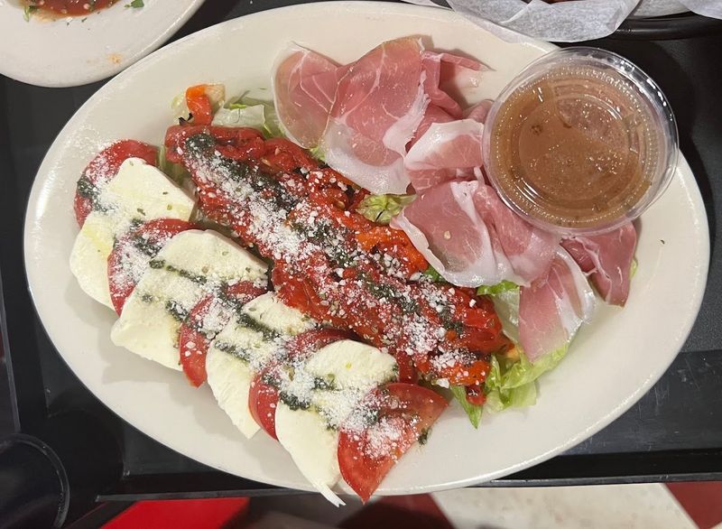 Salads and Sides That Surprise You in the Best Possible Way Salads and Sides That Surprise You in the Best Possible Way