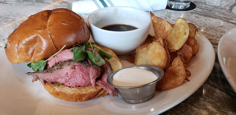 Sandwiches and Comfort Food With an Upgrade