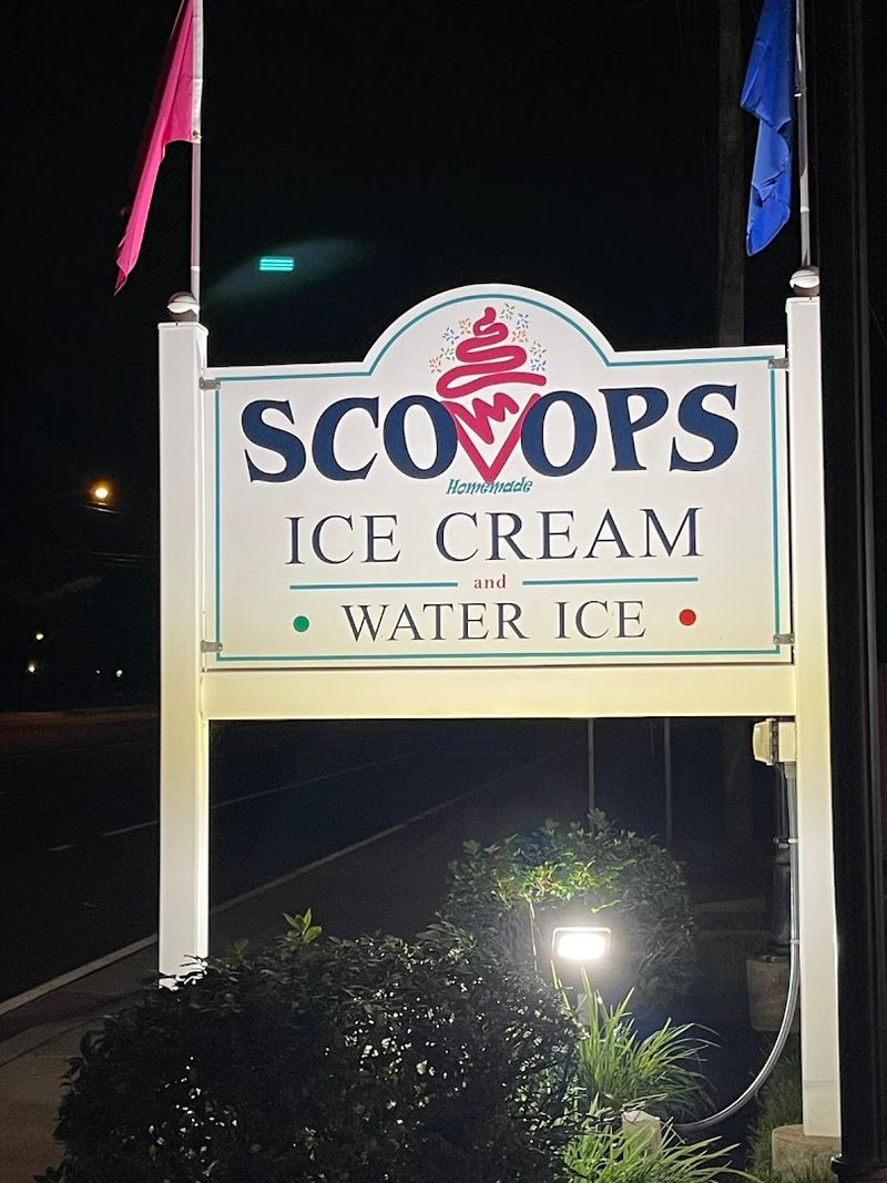 Scoops Ice Cream And Water Ice, New Castle, Delaware Scoops Ice Cream And Water Ice, New Castle, Delaware