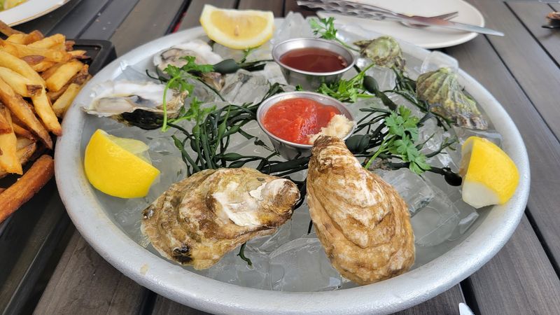 Seafood That Rivals the Coasts Seafood That Rivals the Coasts