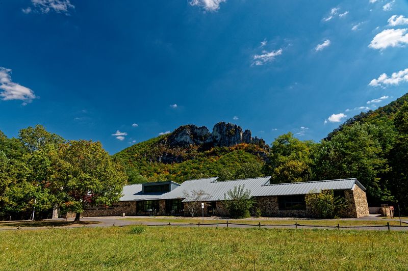 Seneca Rocks Discovery Center, Seneca Rocks, West Virginia Seneca Rocks Discovery Center, Seneca Rocks, West Virginia