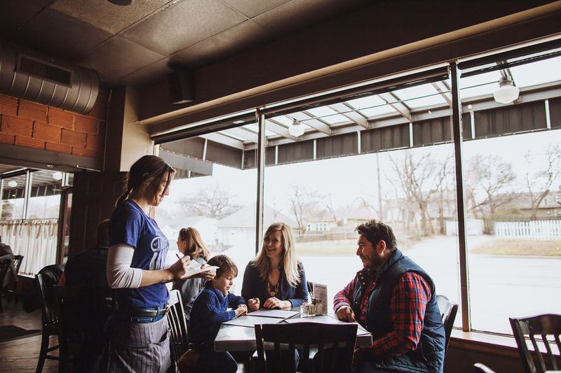Service That Matches the Food's Ambition Service That Matches the Food's Ambition