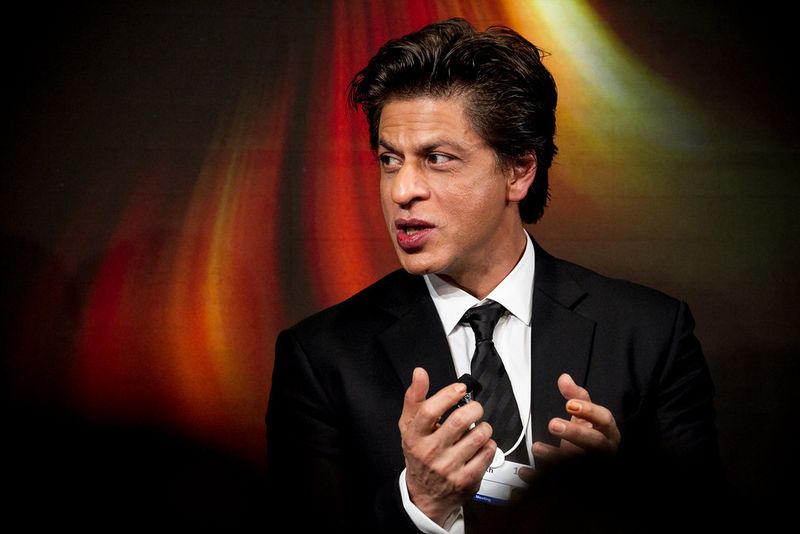 Shah Rukh Khan - Estimated Net Worth: About $876 Million to $1 Billion Shah Rukh Khan - Estimated Net Worth: About $876 Million to $1 Billion