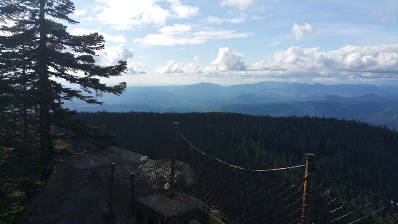 Sherrard Point: The Summit View That Justifies Every Step Sherrard Point: The Summit View That Justifies Every Step