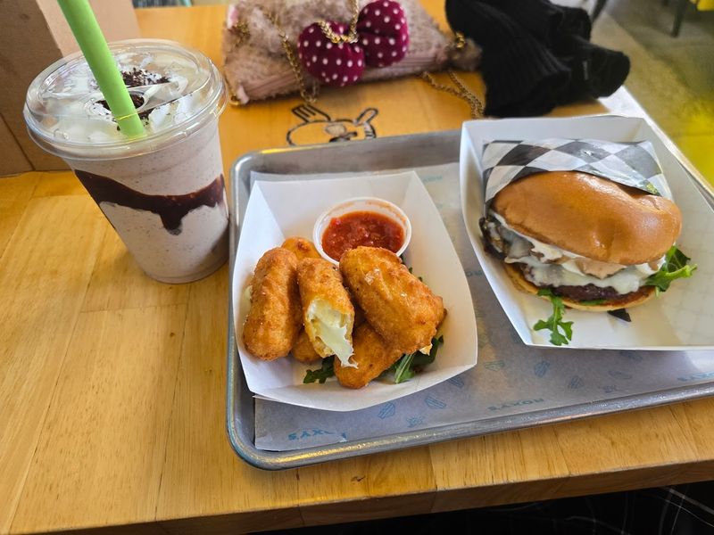Sides and Shakes That Complete the Meal