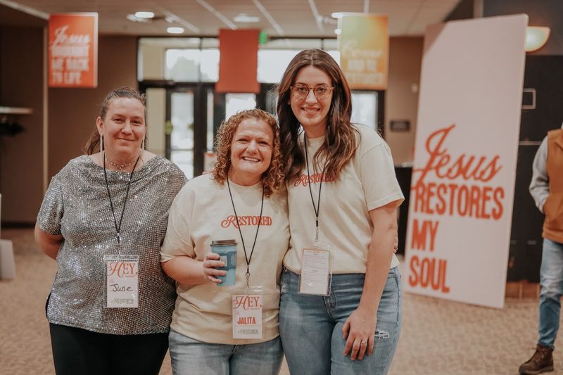Small Groups That Build Real Friendships Small Groups That Build Real Friendships