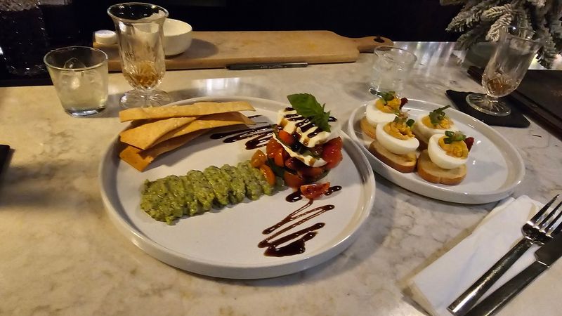 Small Plates That Punch Well Above Their Weight Small Plates That Punch Well Above Their Weight