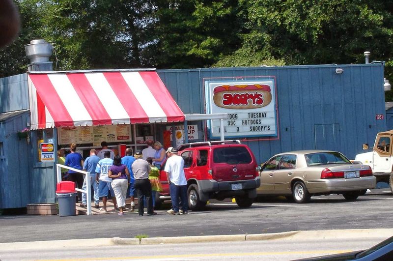Snoopy's Hot Dogs & More — Raleigh, North Carolina Snoopy's Hot Dogs & More — Raleigh, North Carolina