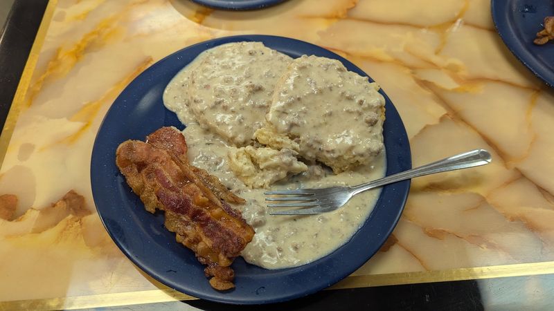 Standout Dishes That Regulars Swear By Standout Dishes That Regulars Swear By