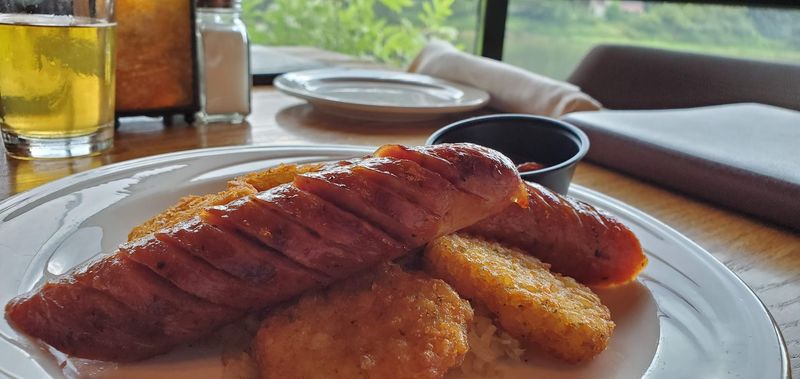 Starters and Sides That Steal the Spotlight Starters and Sides That Steal the Spotlight