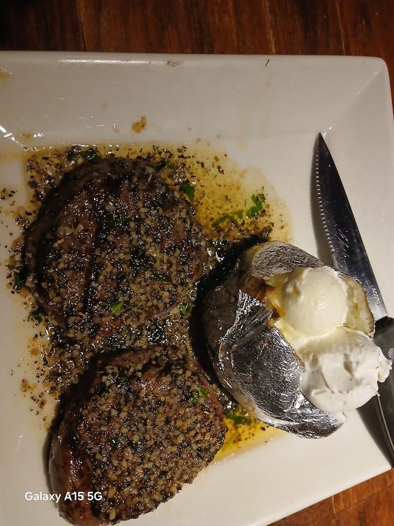 Steak de Burgo and the Case for Ordering It