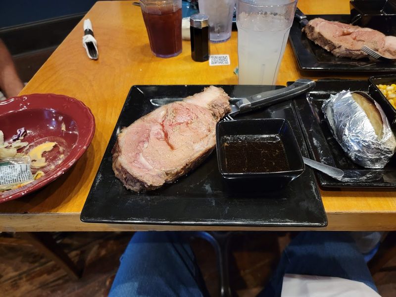 Steaks Cooked the Way They Should Be Steaks Cooked the Way They Should Be