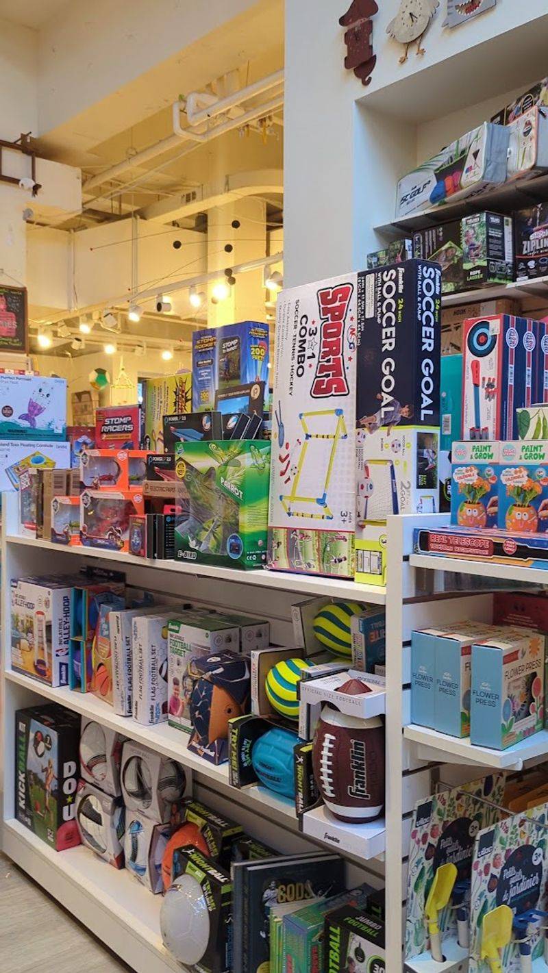 Stocking Stuffers and Holiday Shopping Done Right Stocking Stuffers and Holiday Shopping Done Right