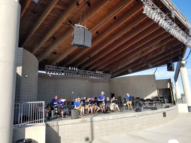 Sumtur Amphitheater and the Summer Concert Scene Sumtur Amphitheater and the Summer Concert Scene