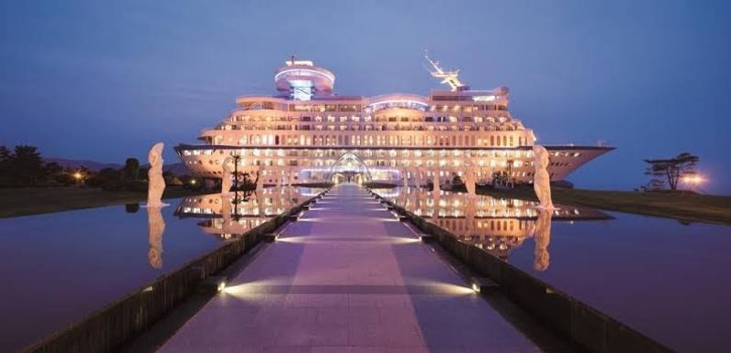 Sun Cruise Resort (South Korea)