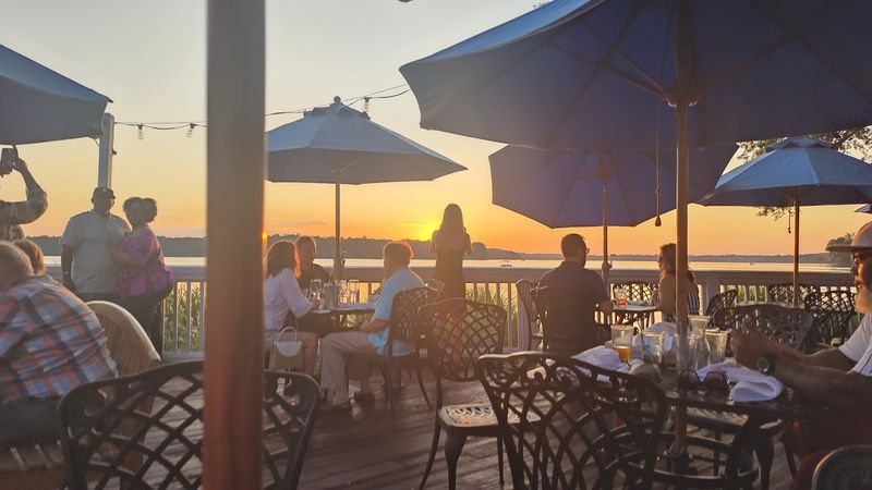 Sunday Brunch With a Water View