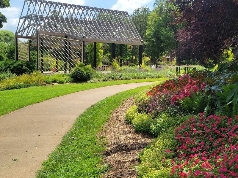 Ted Ensley Gardens: Where 1,200 Varieties of Plants Compete for Your Attention Ted Ensley Gardens: Where 1,200 Varieties of Plants Compete for Your Attention