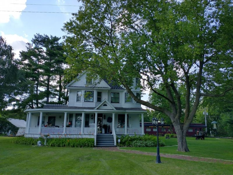 The 1903 House and the Cottage Option The 1903 House and the Cottage Option