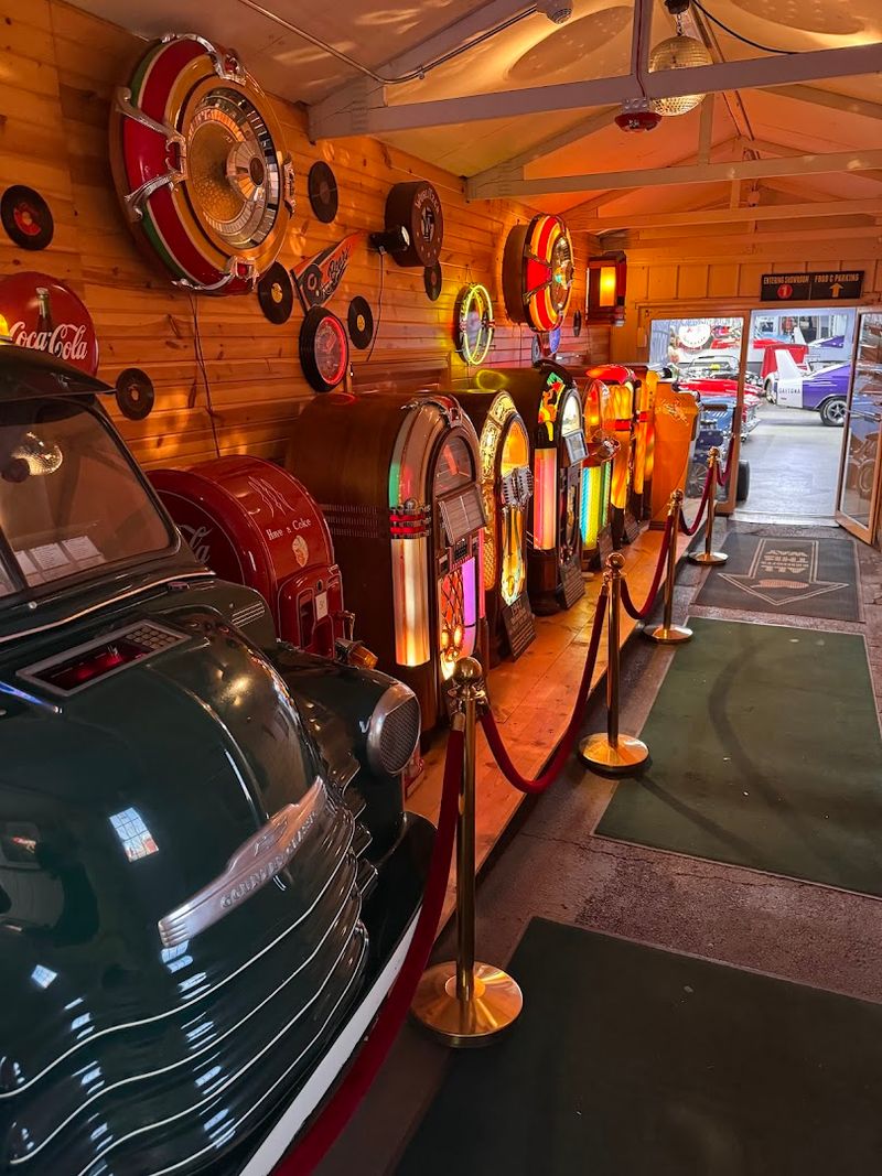The Antique Mall That Could Swallow Your Whole Afternoon The Antique Mall That Could Swallow Your Whole Afternoon