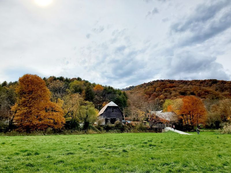 The Appalachian Farming Landscape That Still Breathes The Appalachian Farming Landscape That Still Breathes