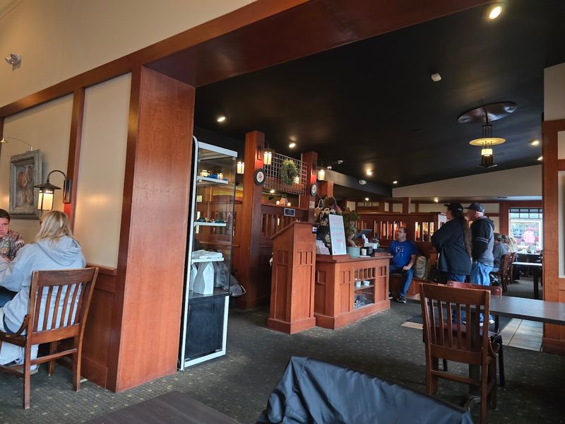 The Atmosphere Inside Dooger's