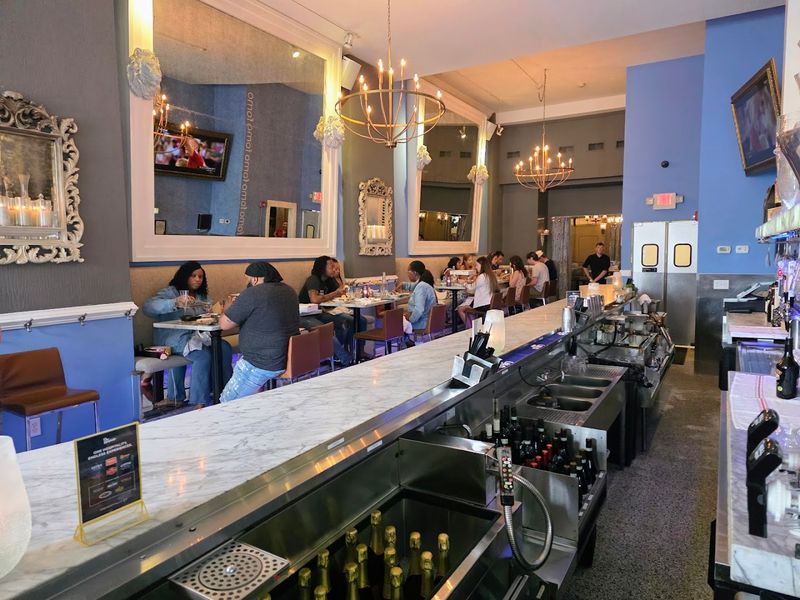 The Atmosphere Inside the Dining Room