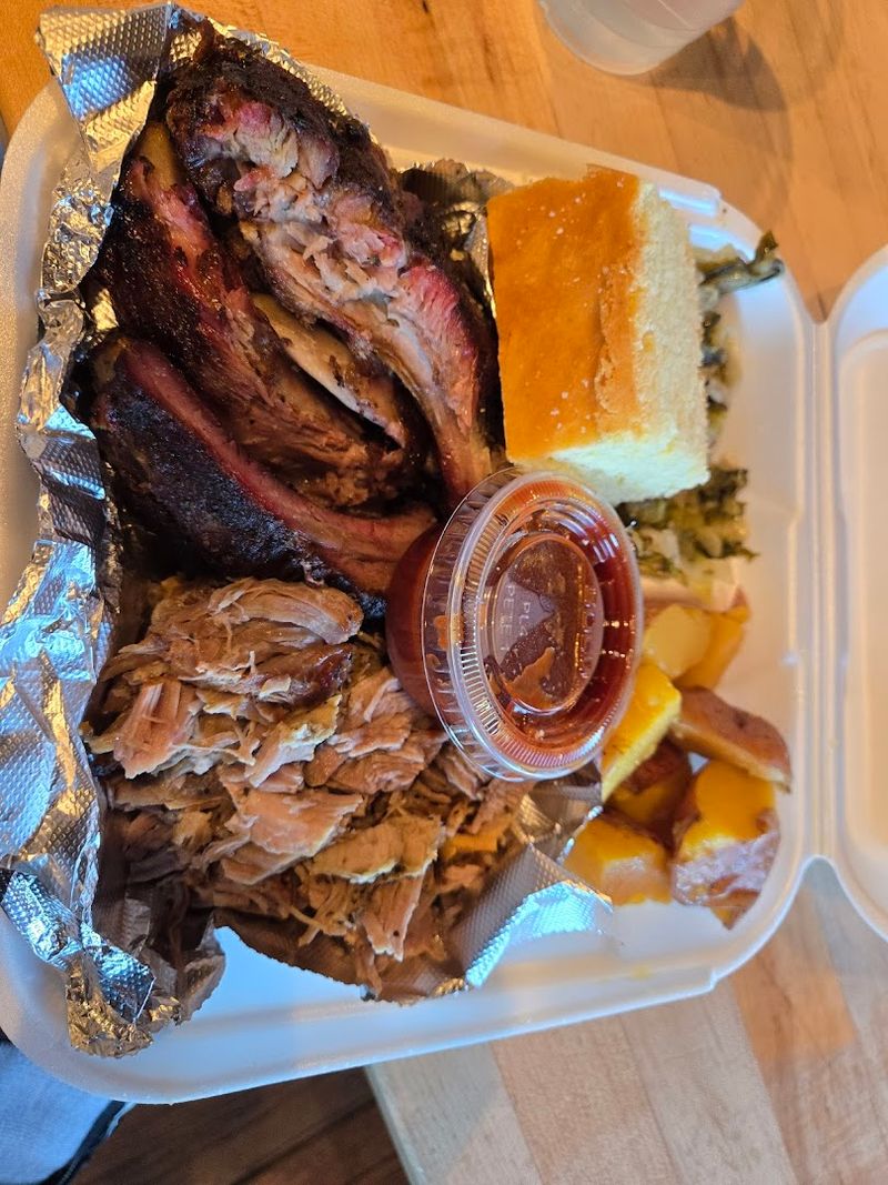 The BBQ and Seafood Combo That Works The BBQ and Seafood Combo That Works