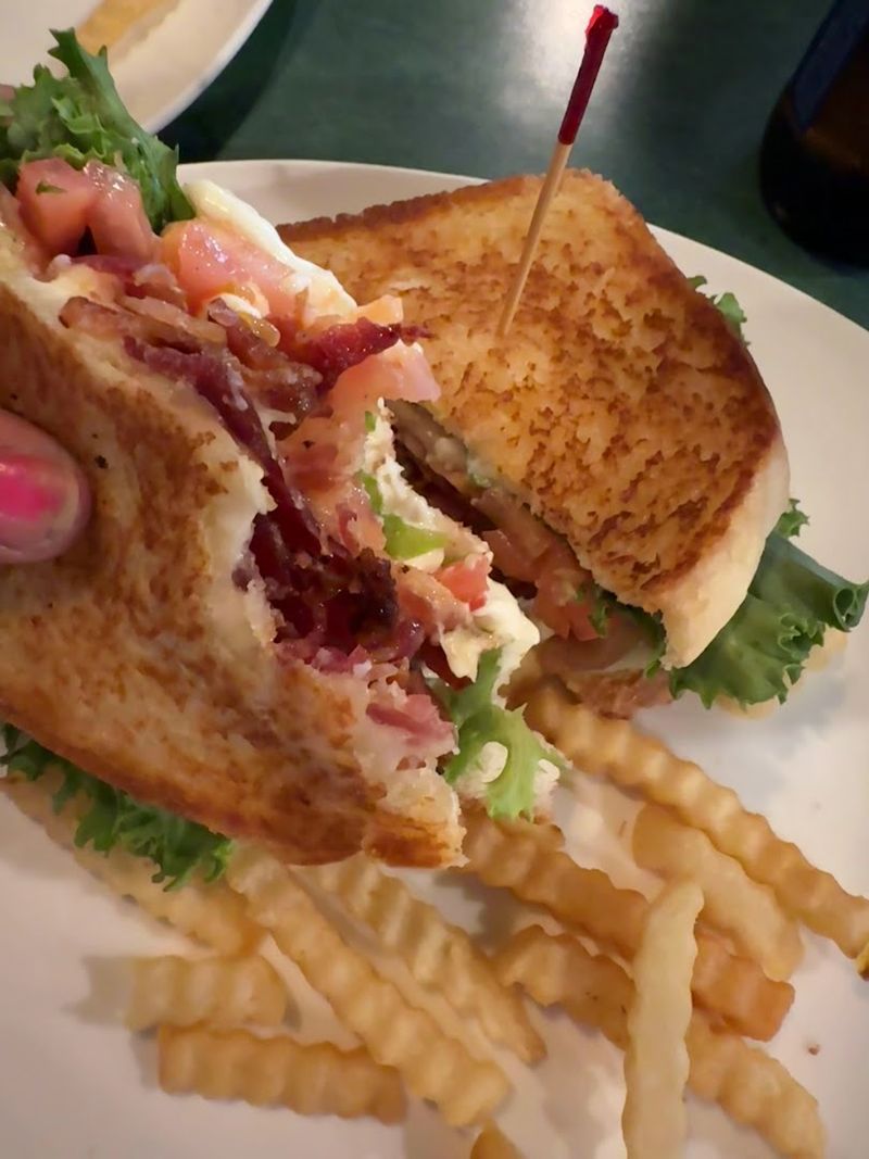 The BLT and Sandwich Selection The BLT and Sandwich Selection