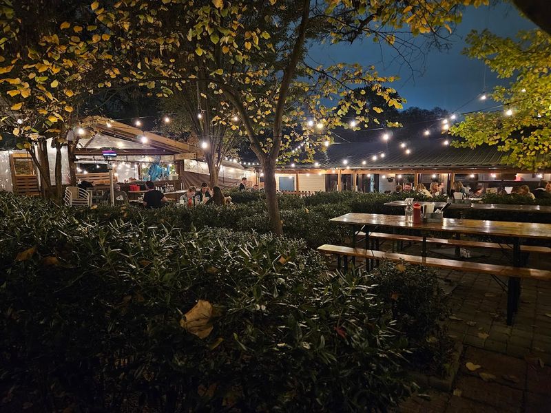 The Beer Garden That Sets the Tone The Beer Garden That Sets the Tone