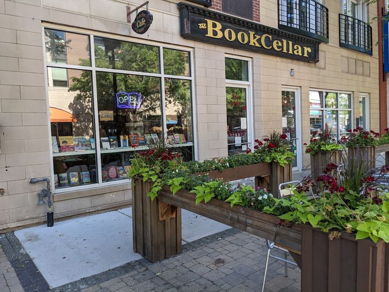 The Book Cellar — Chicago, Illinois