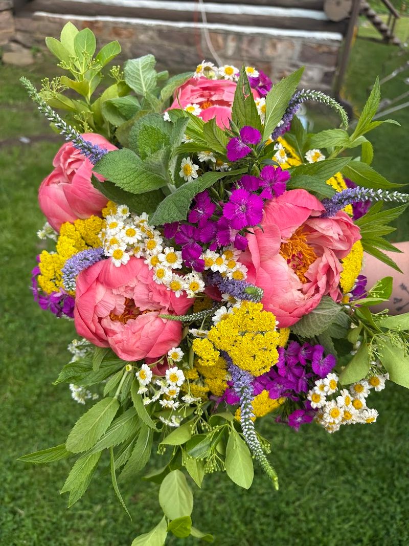 The Bouquet Club and How to Subscribe