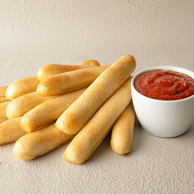 The Breadstick Promise That Sets the Tone The Breadstick Promise That Sets the Tone