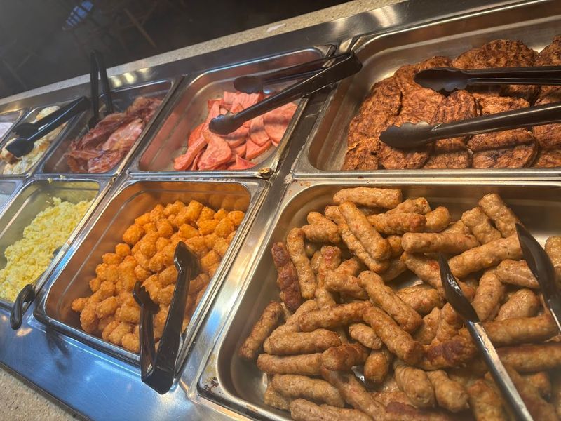 The Buffet That Brings Everyone To The Table The Buffet That Brings Everyone To The Table