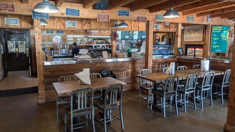 The Cafe That Keeps People Coming Back