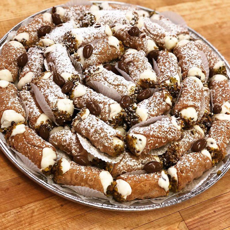 The Cannoli That Changes Minds The Cannoli That Changes Minds