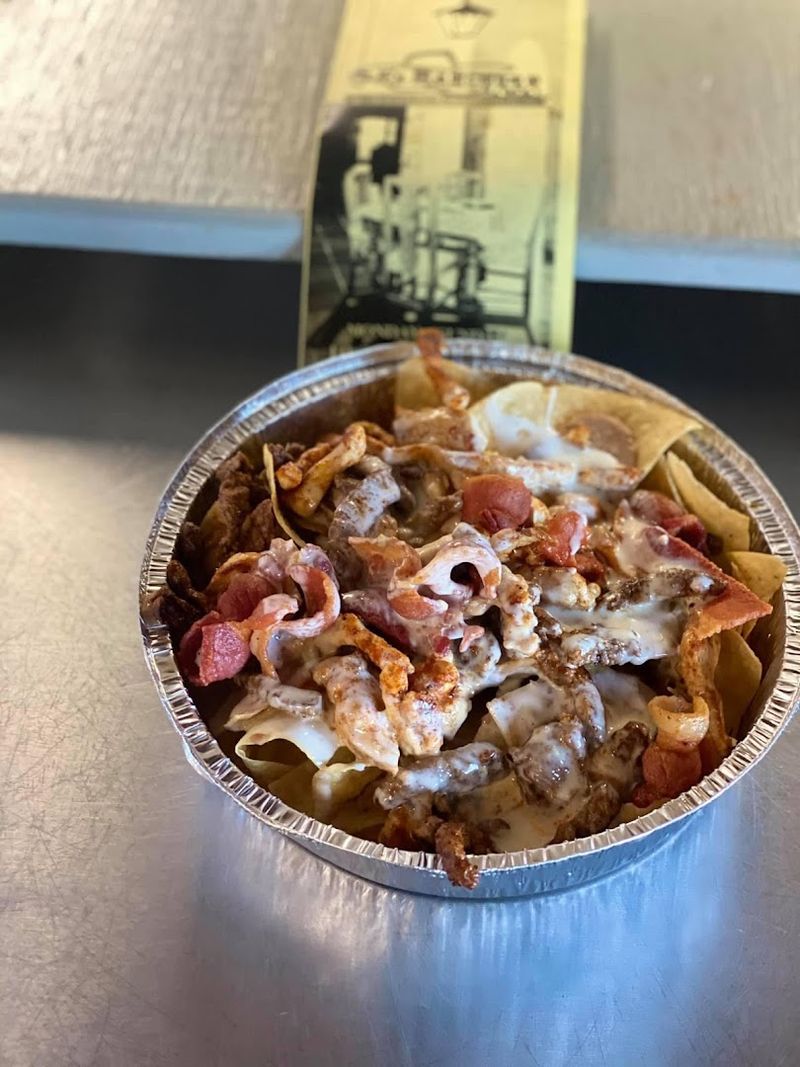 The Chips and Salsa That Regulars Rave About The Chips and Salsa That Regulars Rave About