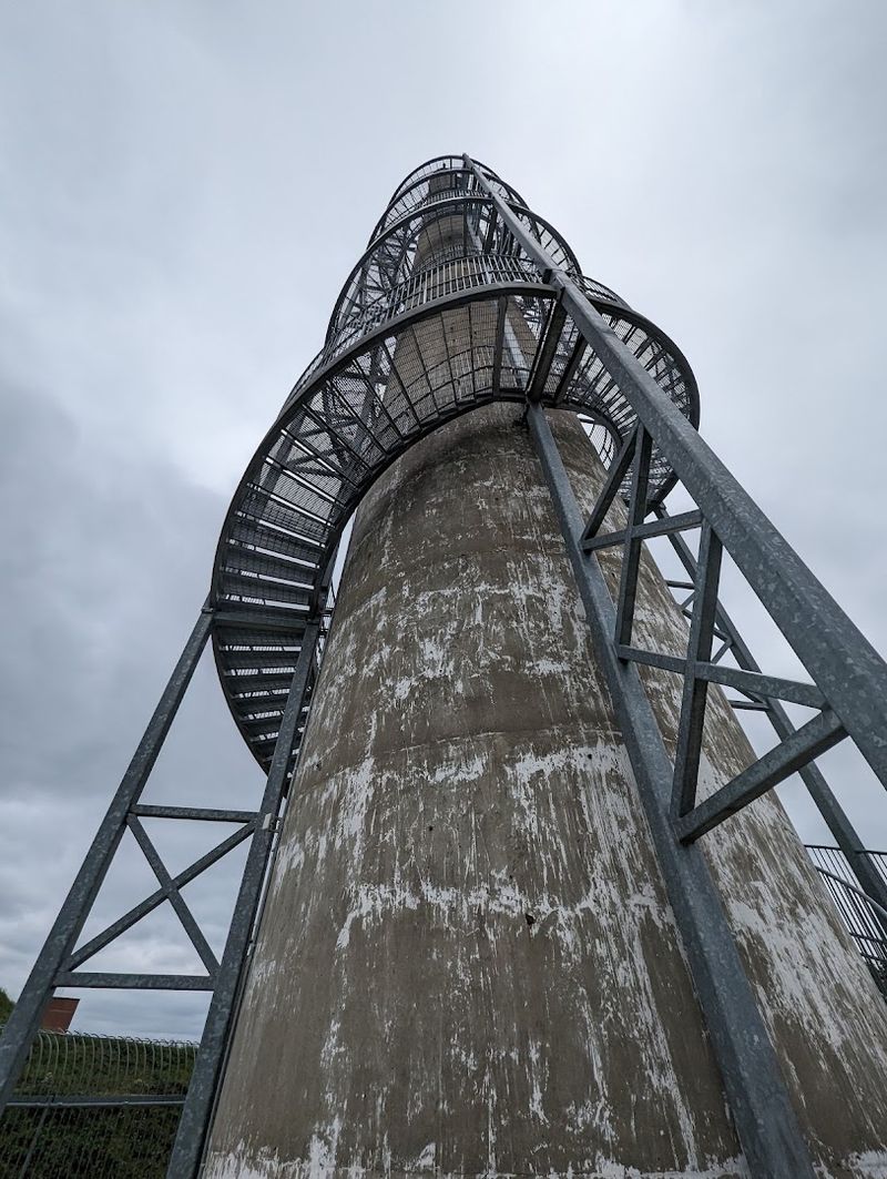 The Climb to 140 Feet The Climb to 140 Feet