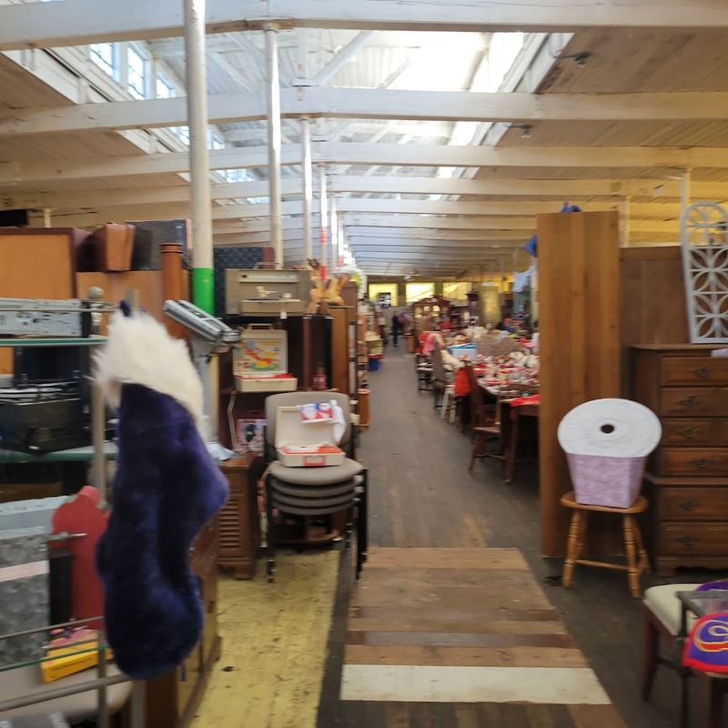 The Community That Has Grown Around the Market The Community That Has Grown Around the Market