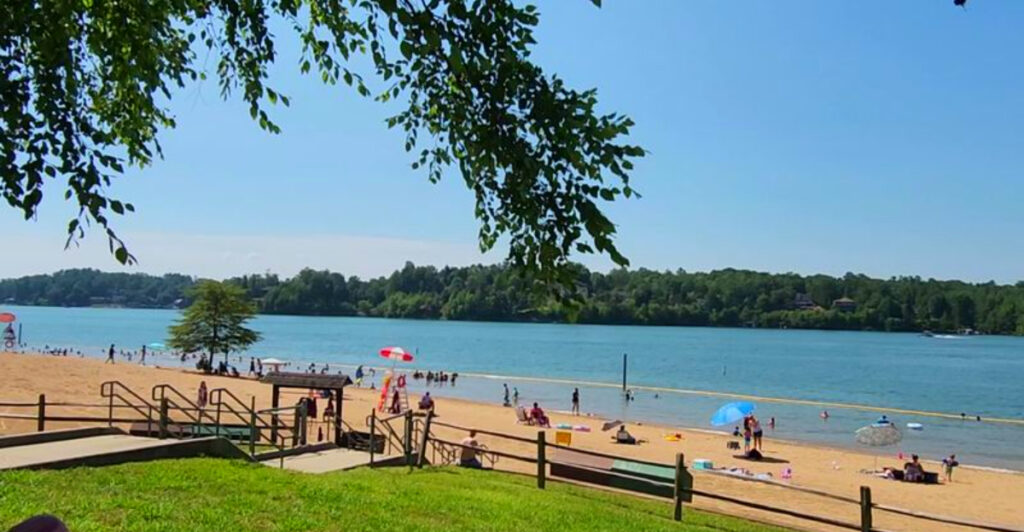 The Crystal-Clear Water and Mountain Backdrop Make This North Carolina Lake One of the State’s Most Beautiful Escapes