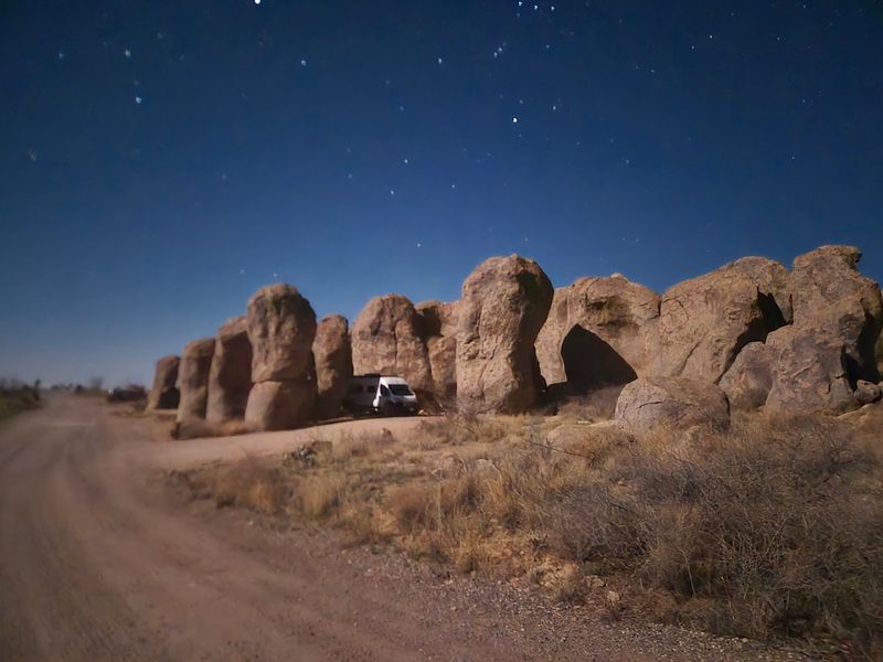 The Dark Sky Stargazing That Stops People in Their Tracks The Dark Sky Stargazing That Stops People in Their Tracks